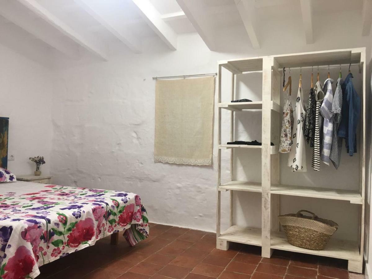 Refugi Biniati Vell Hostel Sant Lluis Bagian luar foto